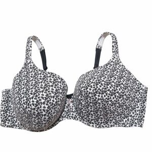 Cacique Black & White Floral T-Shirt Bra, Size 46D.